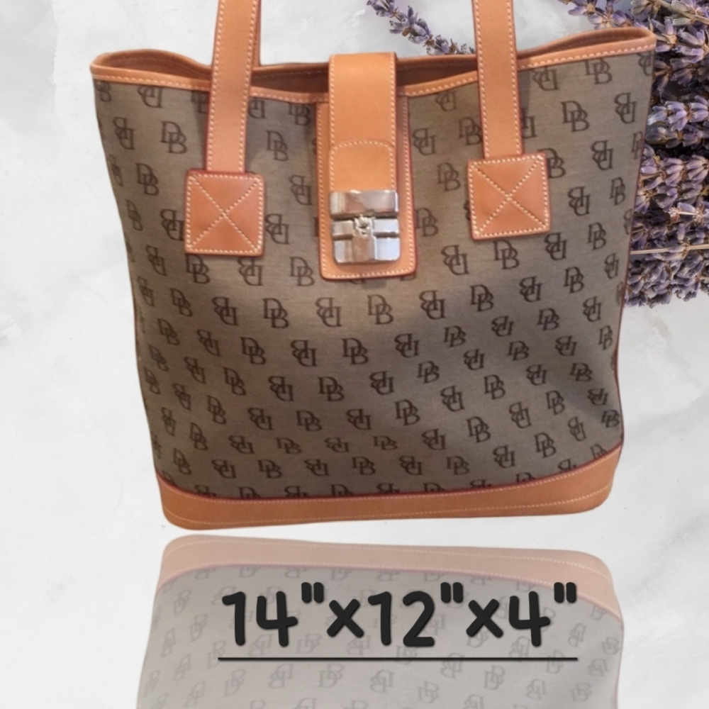 Dooney & Bourke bucket bag